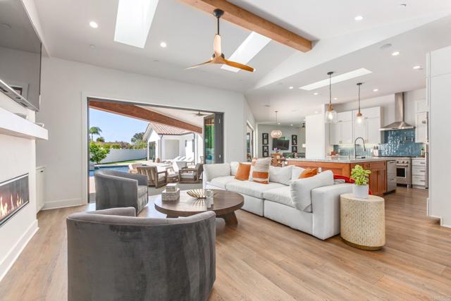 2630 Vistosa Place, Carlsbad CA: https://media.crmls.org/mediaz/9873f6fc-e8c4-4149-aade-ef89f71008d7.jpg