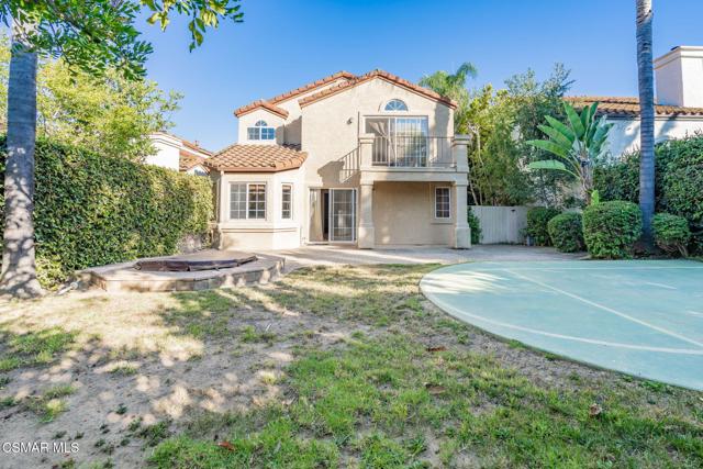 637 Brademas Court, Simi Valley CA: https://media.crmls.org/mediaz/98741383-d93a-4398-b046-f3f98d40dcee.jpg