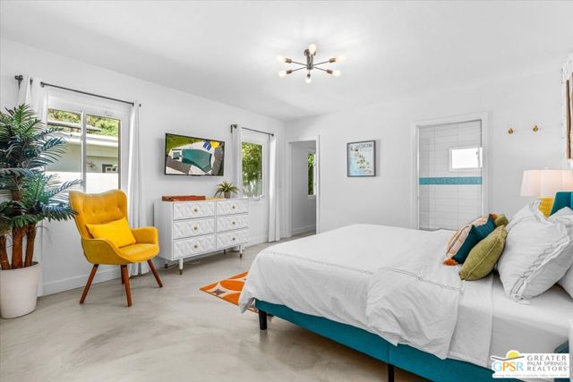 2324 N Girasol Avenue, Palm Springs, CA 92262
