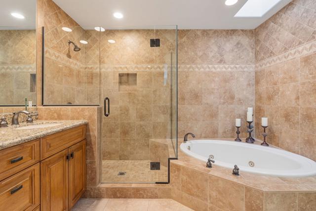 Image 28 of 48 For 352 Villena Way