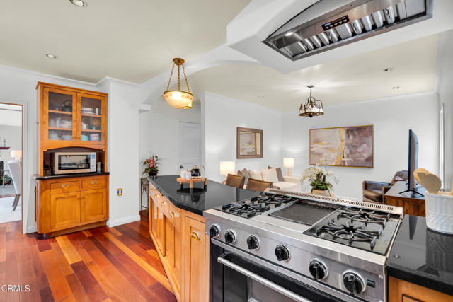 600 Woodland Drive, Sierra Madre CA: https://media.crmls.org/mediaz/987468eb-a7c4-402e-b13b-aaace6c66cab.jpg