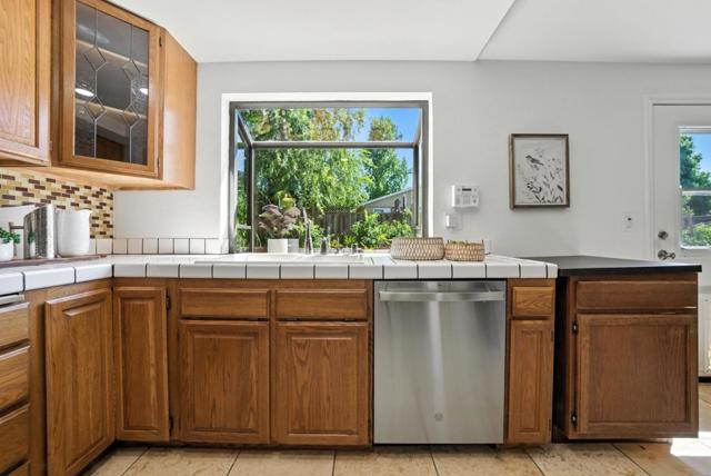 5241 Felicia Avenue, Livermore CA: https://media.crmls.org/mediaz/98748245-ea0f-47c9-9a9f-07780b6dfc3b.jpg