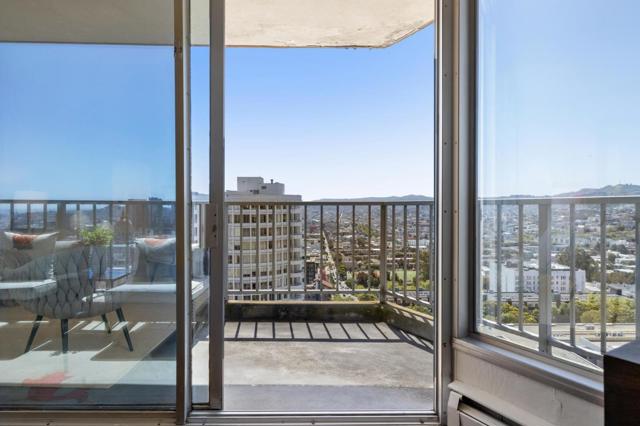 1200 Gough Street, San Francisco CA: https://media.crmls.org/mediaz/9875c1c0-436b-44db-b83b-8df3fda79c19.jpg