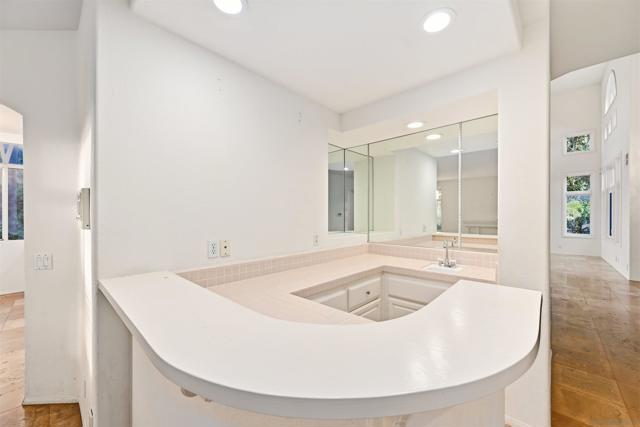 Image 21 of 53 For 516 Camino Bailen