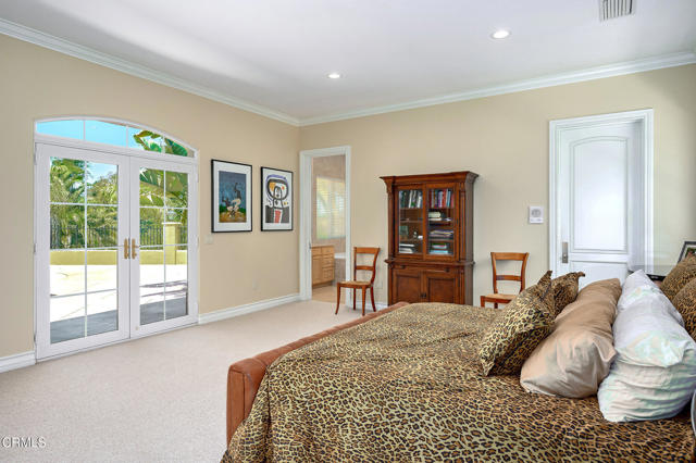 1690 Calle Tierra Vista, Camarillo CA: https://media.crmls.org/mediaz/9876c7a8-a153-477d-8f2a-0690e589feff.jpg