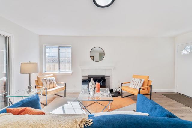 240 Daphne Way, East Palo Alto CA: https://media.crmls.org/mediaz/98780da9-c059-43a6-ab4e-abb58bc11cc7.jpg