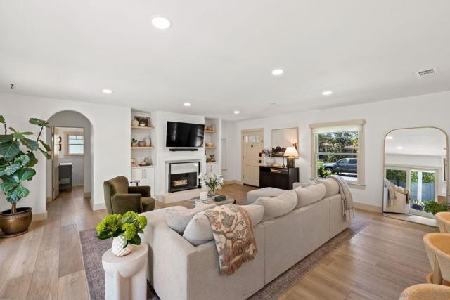 4725 Adams Ave, San Diego CA: https://media.crmls.org/mediaz/9879565a-80e3-4e1d-b8fa-a26535a0f435.jpg