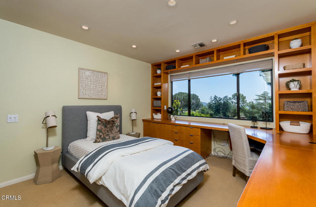 Detail Gallery Image 42 of 75 For 2320 Mountain Ave, La Crescenta,  CA 91214 - 4 Beds | 3/1 Baths