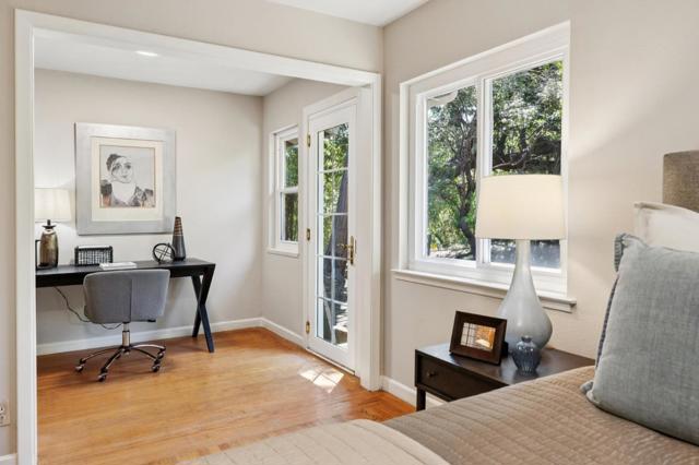 10605 Berkshire Drive, Los Altos Hills CA: https://media.crmls.org/mediaz/9879fedf-29e4-4428-97dd-70ff41e5eb91.jpg