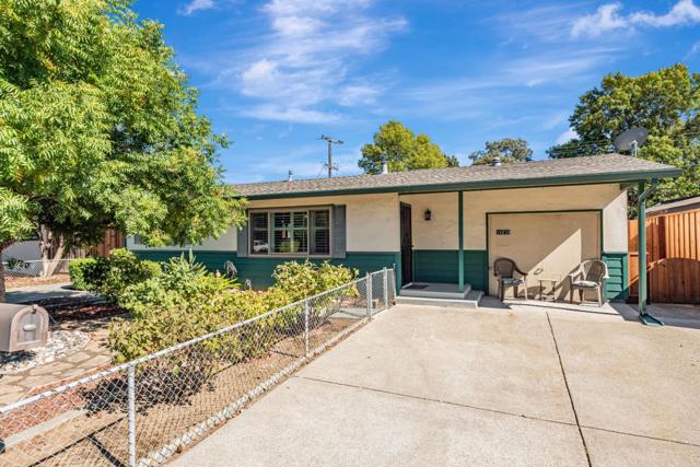 14214 Lucian Avenue, San Jose CA: https://media.crmls.org/mediaz/987a27b1-bdc5-4cb0-8eef-5f14849d042c.jpg