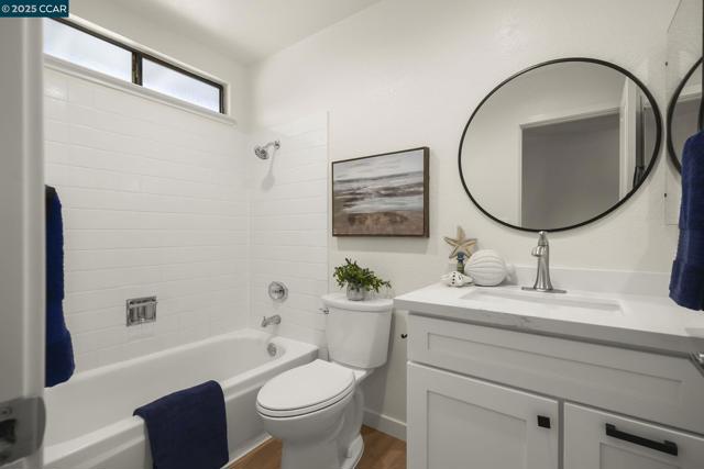 169 Castleton Court, San Ramon CA: https://media.crmls.org/mediaz/987a9e40-821e-41a3-9a57-5a554b704036.jpg