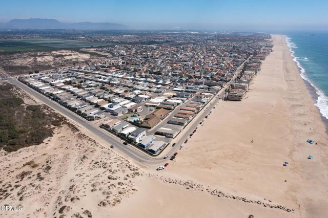 5540 W 5TH Street, Oxnard CA: https://media.crmls.org/mediaz/987ade62-bd79-462d-8852-38e76577fc3a.jpg