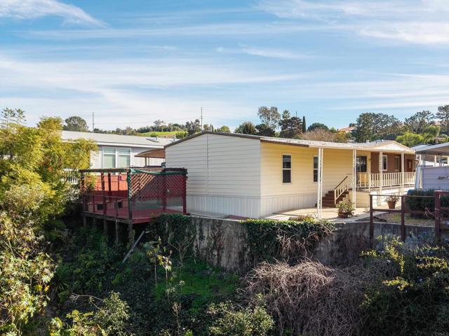 Detail Gallery Image 38 of 70 For 2130 Sunset Dr #135,  Vista,  CA 92081 - 2 Beds | 2 Baths