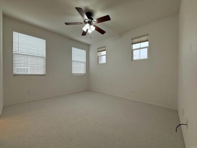 Detail Gallery Image 23 of 40 For 1273 Breakaway Dr, Oceanside,  CA 92057 - 4 Beds | 3/1 Baths