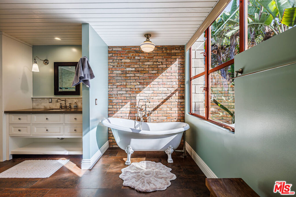 MLS #26730187 image #33