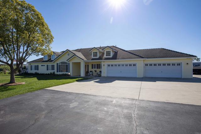 Detail Gallery Image 5 of 75 For 31702 Nira Ln, Bonsall,  CA 92003 - 4 Beds | 3 Baths