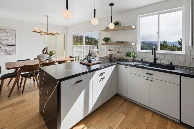 170 Beachview Avenue, Pacifica CA: https://media.crmls.org/mediaz/987d6d2d-50ed-4f34-aaeb-8eba42953995.jpg