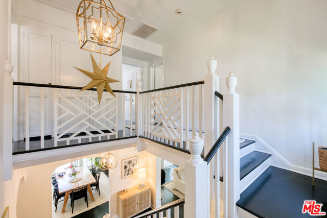 10736 Le Conte Avenue, Los Angeles CA: https://media.crmls.org/mediaz/987e9ae1-8536-406f-b337-d33ff379aae5.jpg