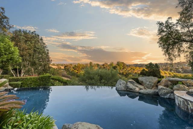 7057 Rancho Cielo, Rancho Santa Fe CA: https://media.crmls.org/mediaz/98803d2a-4da1-47ce-b14b-1182dc866440.jpg