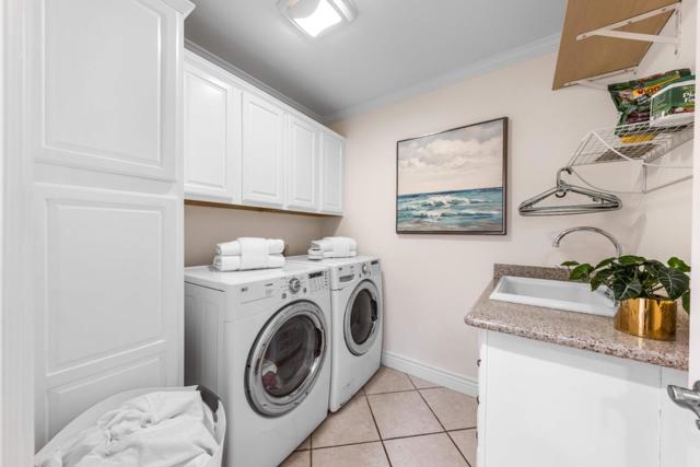 15098 Stratford Drive, San Jose CA: https://media.crmls.org/mediaz/98807e56-8b5e-4c23-a0f3-8d9e00cddd69.jpg