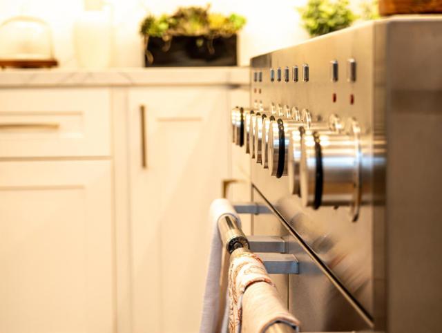 1013 Camino Pablo, San Jose CA: https://media.crmls.org/mediaz/9880a1fc-624a-4215-840e-0d6abbe3bd52.jpg