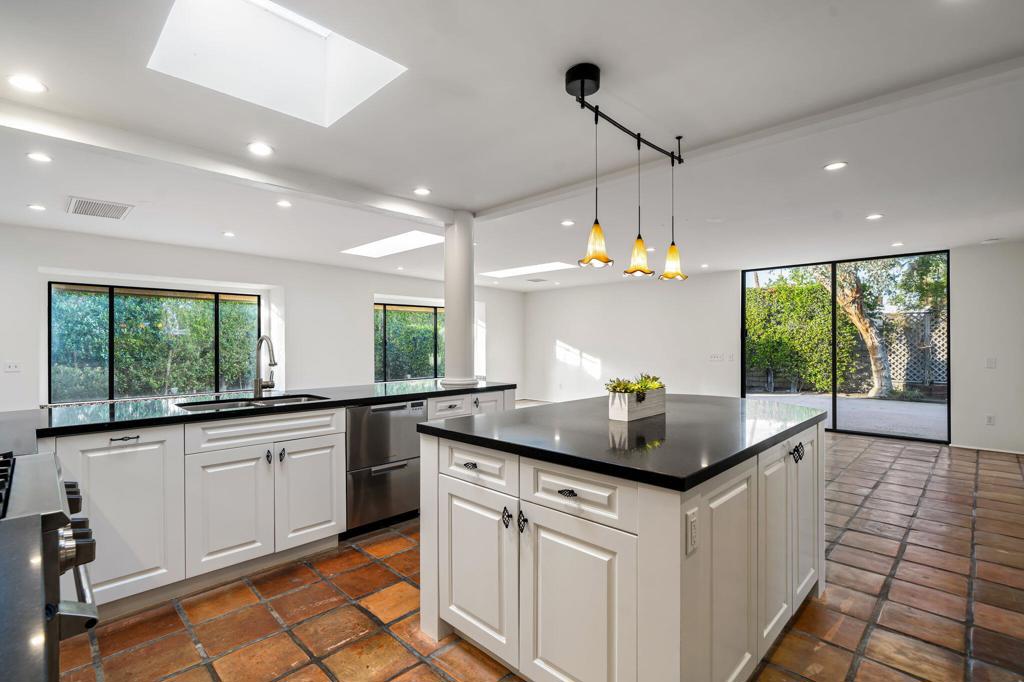 MLS #219139839DA image #22