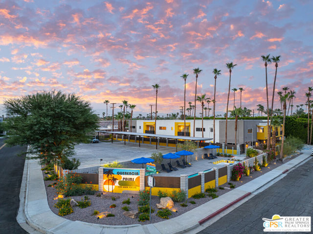 588 E San Lorenzo Road, Palm Springs CA: https://media.crmls.org/mediaz/98812bea-8d16-4d61-aaa5-cfd851ae3cb0.jpg