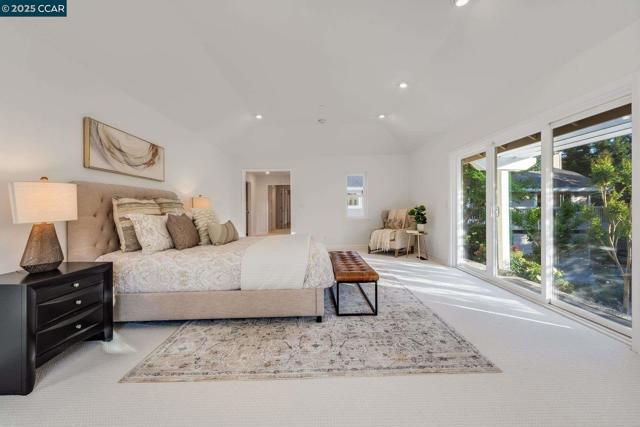 9 Irvine Drive, Moraga CA: https://media.crmls.org/mediaz/98814475-1508-4ff7-a737-b69223cc7f9d.jpg