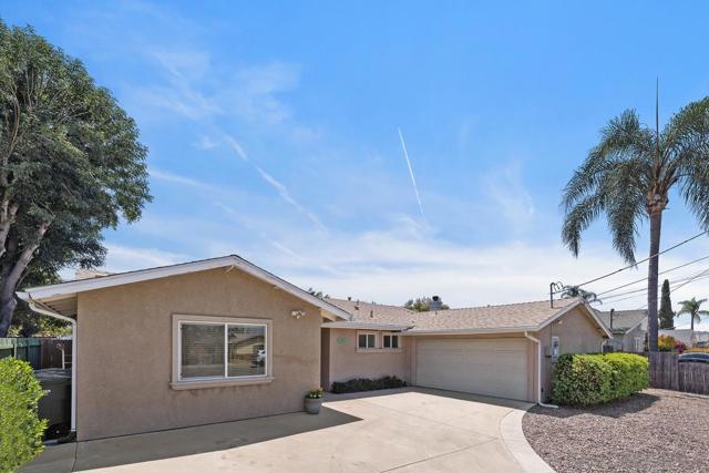 271 Gull Pl, El Cajon CA: https://media.crmls.org/mediaz/98814cc0-ef8b-4775-a5ac-c229e8980788.jpg
