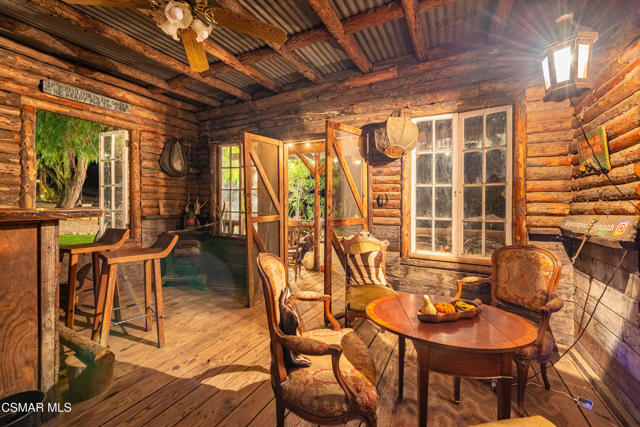 356 E Carlisle Road, Thousand Oaks CA: https://media.crmls.org/mediaz/988231c8-74e6-41fc-a711-7f7a2f47ffb5.jpg