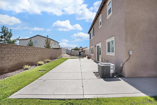 1428 Wild Prairie Way, Hemet CA: https://media.crmls.org/mediaz/98826430-d98e-4591-81da-56e204845d5a.jpg