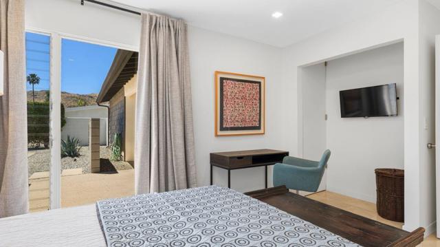 2445 S Broadmoor Drive, Palm Springs CA: https://media.crmls.org/mediaz/98833895-65e3-4962-a5f1-47dd299f674a.jpg