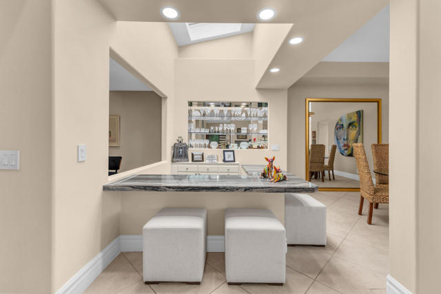 207 Bouquet Canyon Drive, Palm Desert, CA 92211