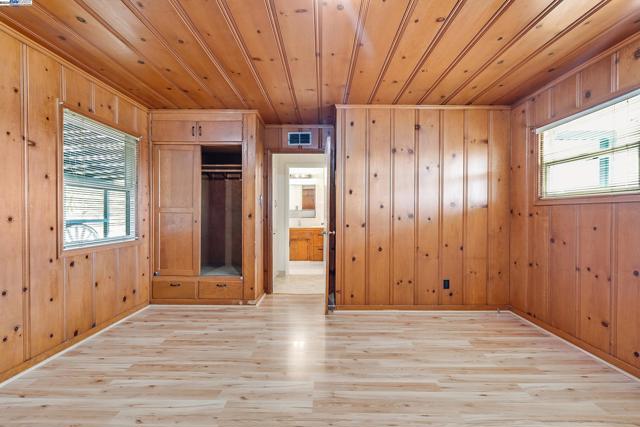Image 42 of 59 For 4135 Vasco Rd