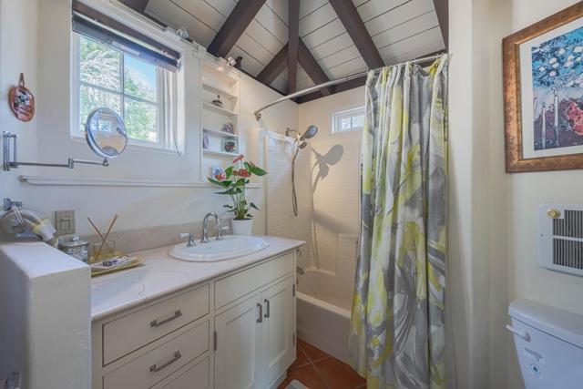 8543 Carmel Valley Road, Carmel Valley CA: https://media.crmls.org/mediaz/98848bb8-9368-4b10-8181-7588bf65c336.jpg