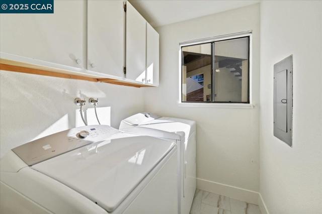 3711 Terra Granada, Walnut Creek CA: https://media.crmls.org/mediaz/98848f21-78b5-40a7-80bb-7c1194d9271f.jpg