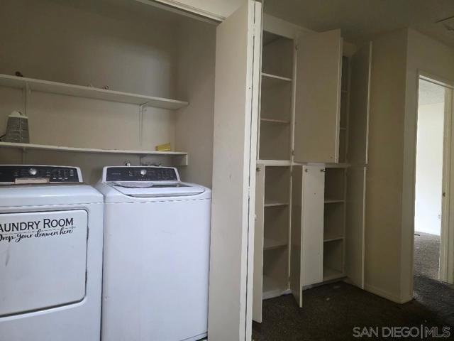 1332 LA TEMPRA CORTE, Chula Vista CA: https://media.crmls.org/mediaz/98859596-92ef-4af4-8f67-a27de7029c03.jpg