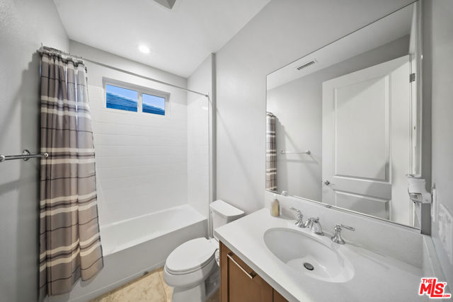 20643 W Wood Rose Court, Porter Ranch CA: https://media.crmls.org/mediaz/988600b9-1714-47ff-acd7-e2d651925d62.jpg