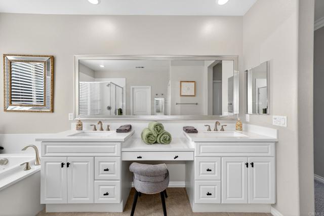 Detail Gallery Image 37 of 75 For 45721 Middle Gate Ct, Temecula,  CA 92592 - 6 Beds | 4/1 Baths