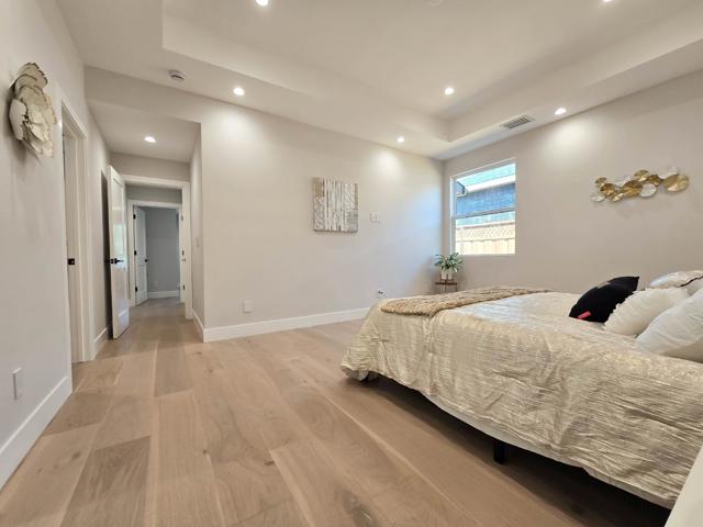 95 Centre Street, Mountain View CA: https://media.crmls.org/mediaz/9886cdfe-90e4-4de2-a55a-85f9a3c85226.jpg