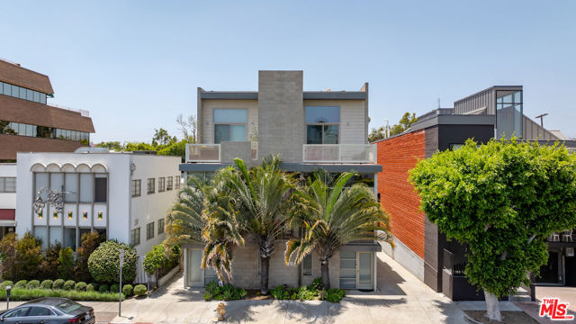 631 N Larchmont Blvd #3, Los Angeles, CA 90004