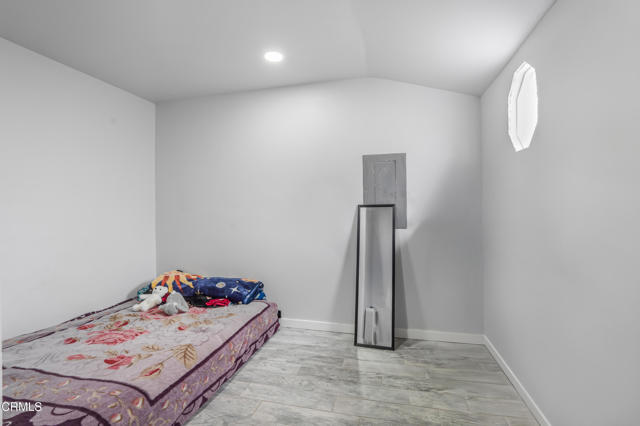 136 N Garfield Avenue, Oxnard CA: https://media.crmls.org/mediaz/9889259d-3ff6-48c5-a971-4db7d509d5a8.jpg