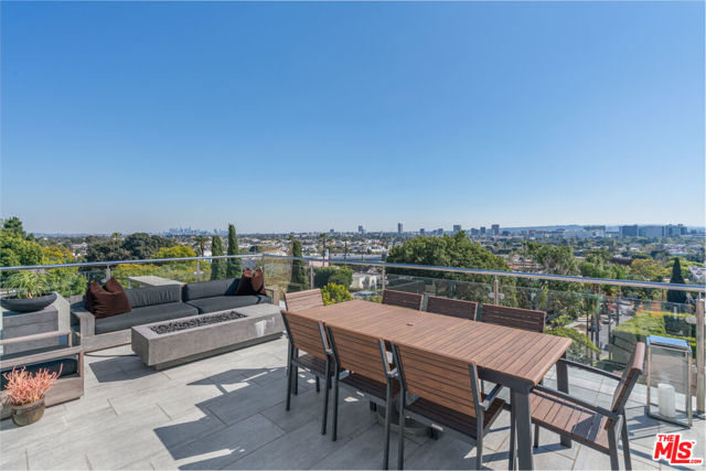 Image 2 for 8703 W West Knoll Dr #107, West Hollywood, CA 90069