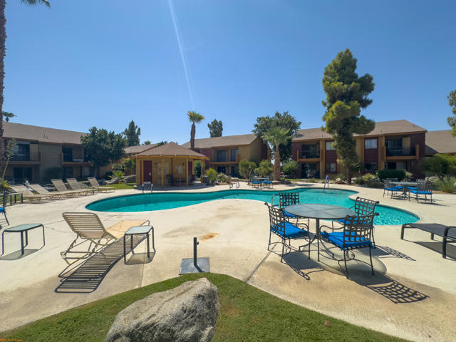 48255 Monroe Street, Indio CA: https://media.crmls.org/mediaz/988ce90c-6280-463f-922f-47836aa7961b.jpg