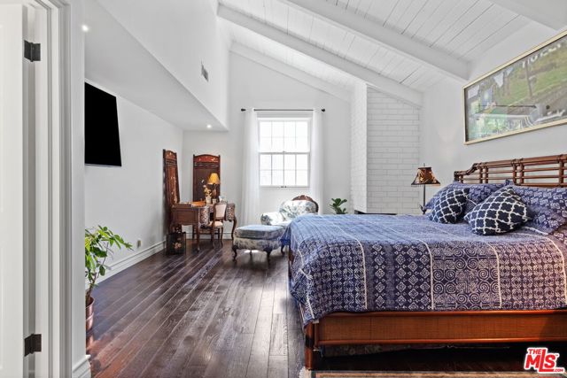 Drew Fenton | 1060 Chantilly Road Los Angeles CA | MLS: 7138387
