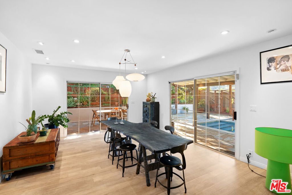 MLS #25625483 img 16