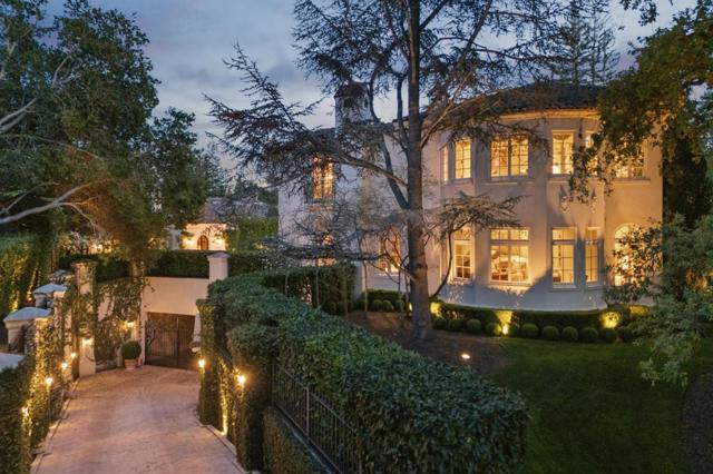 241 Polhemus Avenue, Atherton CA: https://media.crmls.org/mediaz/988dbc0d-98c0-4267-bbaa-06610d65cf0c.jpg