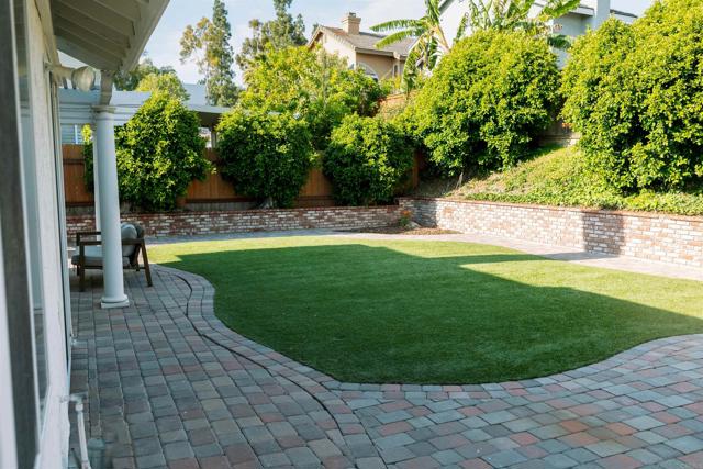 Image 16 of 18 For 14879 Heather Glen Way