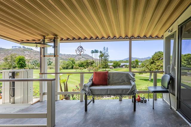Detail Gallery Image 12 of 44 For 4650 Dulin #208,  Fallbrook,  CA 92028 - 2 Beds | 2 Baths