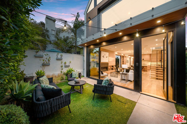 722 MARINE Street photo 2